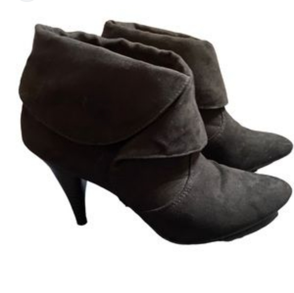 Dana Bachman Black Suede Booties High Heel Size 8